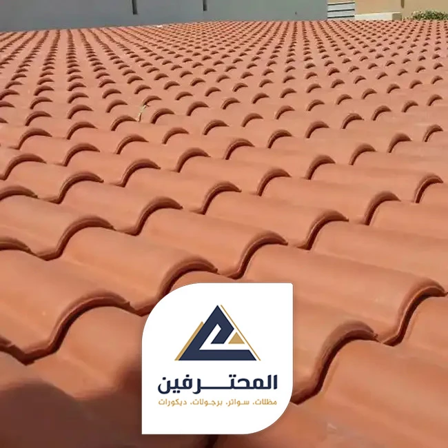فني تركيب قرميد في جده