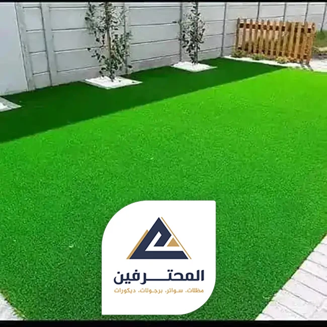 ديكورات عشب صناعي جداري جده